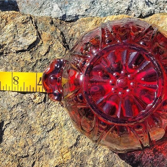 Anchor Hocking Royal Ruby Oyster and Pearl Bowl - Picture 10 of 10